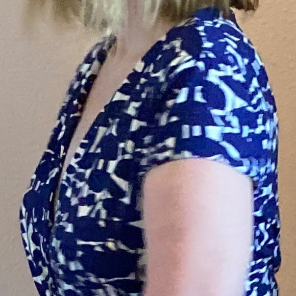 New York & Co. Faux Wrap Dress - Picture 5 of 14